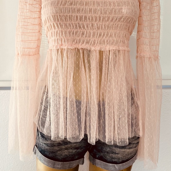 ROMEO & JULIET COUTURE $130 NWT Sheer Peasant TOP - Picture 11 of 13